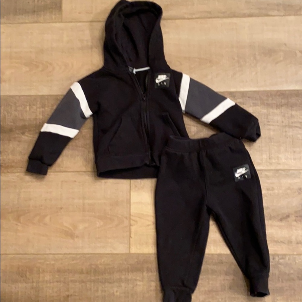 24m Nike Air matching set